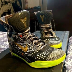 Kobe bryant size 10